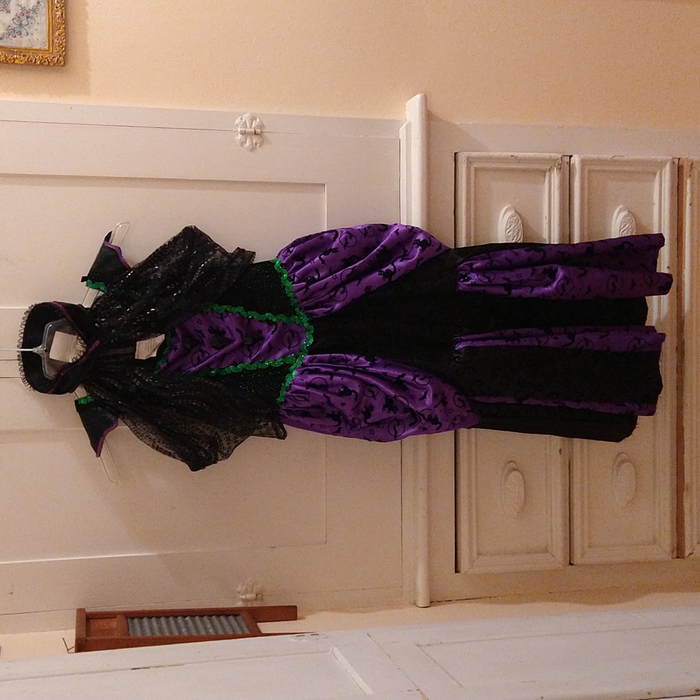 Teetot &Co. Childs bat girl costume Sz 7-8